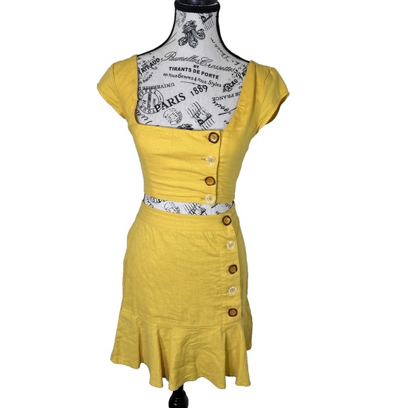Urban Outfitters Dresses & Skirts - Urban Outfitters womens Set skirt and crop top Size XS Yellow Button Linen